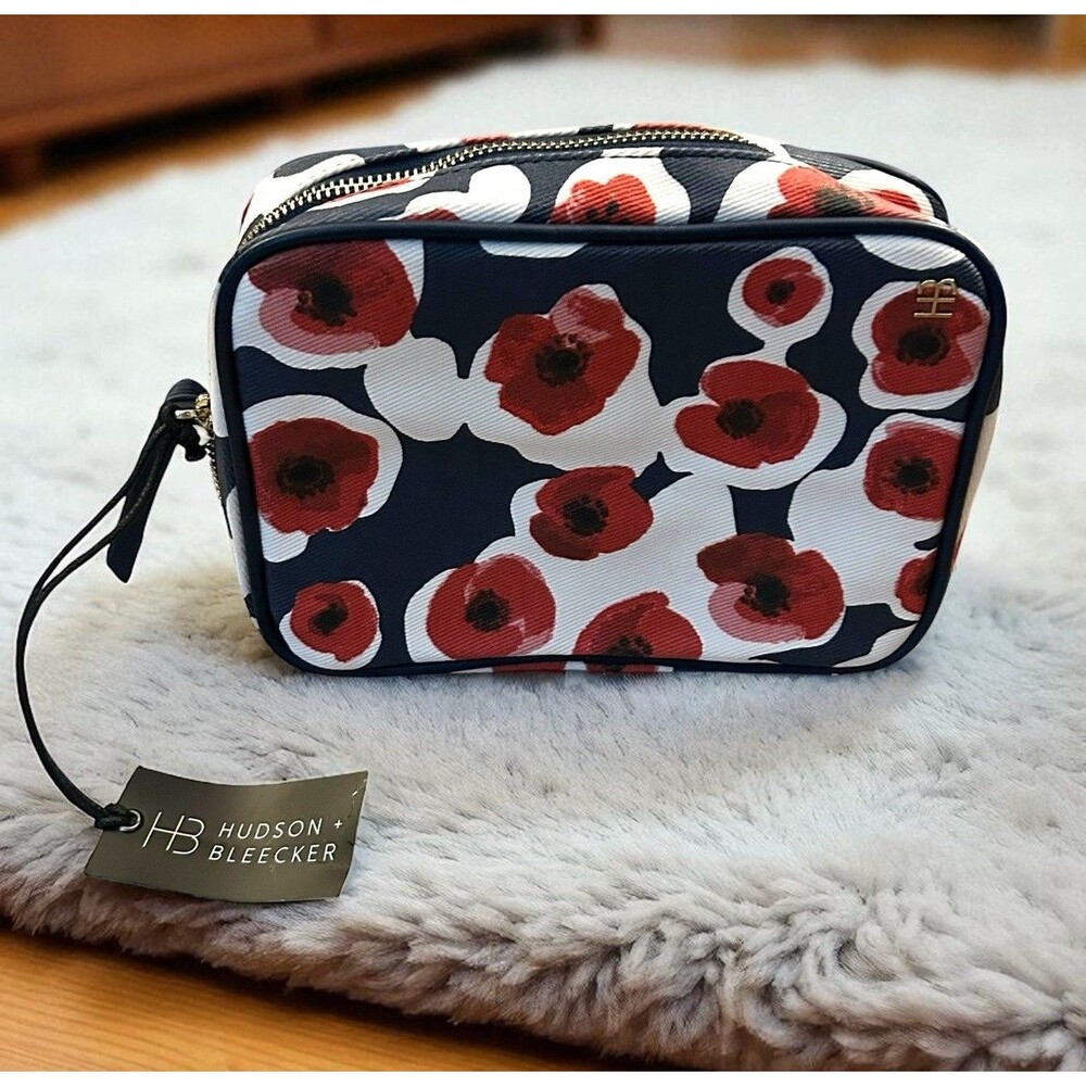 Hudson+Bleecker Vivant Poppy Red Toiletry Cosmetics Travel Makeup Bags NWT
